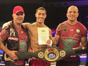 البطل المغربي ياسين محسون يتوج بلقب مابين القارات للمواي طاي الاحترافي بفرنسا : البطل المغربي ياسين محسون يتوج بلقب مابين القارات للمواي طاي الاحترافي بفرنسا :