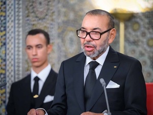 جلالة الملك يوجه خطابا ساميا إلى الأمة بمناسبة عيد العرش المجيد جلالة الملك يوجه خطابا ساميا إلى الأمة بمناسبة عيد العرش المجيد