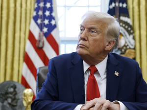 الصين تؤكد استعدادها للدفاع عن مصالحها الاقتصادية وسط تصاعد النزاع التجاري مع الولايات المتحدة الصين تؤكد استعدادها للدفاع عن مصالحها الاقتصادية وسط تصاعد النزاع التجاري مع الولايات المتحدة