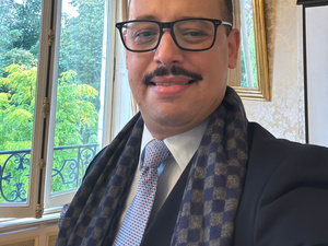 من منطق الإنجاز إلى أفق الإنصاف: قراءة في خطاب العرش لسنة 2025 في ضوء تطور العقل الاستراتيجي المغربي من منطق الإنجاز إلى أفق الإنصاف: قراءة في خطاب العرش لسنة 2025 في ضوء تطور العقل الاستراتيجي المغربي