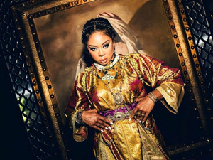 خولة مجاهد تتألق بجولتها الفنية الدولية: بصمة مغربية في باريس وبروكسيل خولة مجاهد تتألق بجولتها الفنية الدولية: بصمة مغربية في باريس وبروكسيل