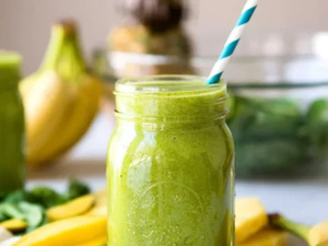 عصير البروكلي: مشروب الرياضيين المفضل وفوائده الصحية متعددة عصير البروكلي: مشروب الرياضيين المفضل وفوائده الصحية متعددة