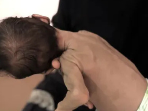 أمهات غزة لا يبكين، لأن الحليب والدمع جفّا معًا أمهات غزة لا يبكين، لأن الحليب والدمع جفّا معًا