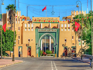 عامل تارودانت يشرف على مشاريع تنموية لإعادة تأهيل الأسوار والأبواب التاريخية