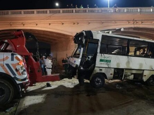 "توابيت على عجلات".. حادث مأساوي يعري واقع النقل العمومي في الجزائر