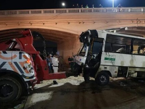 الجزائر تتجه لاستيراد 25 ألف حافلة لتعويض الحظيرة المهترئة