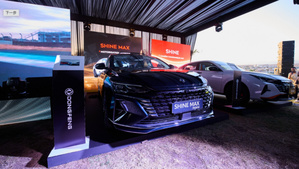 هجوم صيني فالسوق: برلينات، SUV هجينة ومدينة كهربائية من دونغفينغ هجوم صيني فالسوق: برلينات، SUV هجينة ومدينة كهربائية من دونغفينغ