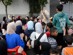 تلاميذ بين الخصوصي والعمومي… أزمة تسجيل تهدد مستقبل مئات الأطفال بسلا تلاميذ بين الخصوصي والعمومي… أزمة تسجيل تهدد مستقبل مئات الأطفال بسلا