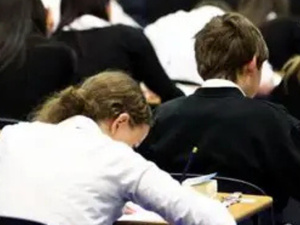 مع انطلاق الموسم الدراسي… ظاهرة التحرش أمام المؤسسات التعليمية تعود إلى الواجهة مع انطلاق الموسم الدراسي… ظاهرة التحرش أمام المؤسسات التعليمية تعود إلى الواجهة