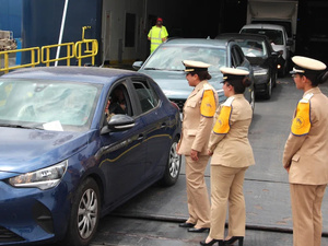 اختتام عملية "مرحبا 2025" بتسجيل عبور قياسي لأكثر من 4 ملايين و60 ألف مغربي اختتام عملية "مرحبا 2025" بتسجيل عبور قياسي لأكثر من 4 ملايين و60 ألف مغربي