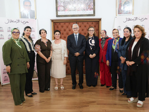 التنظيمات النسائية الحزبية توحّد الصفوف لرفغ التمثيلية النسائية إلى الثلث في البرلمان التنظيمات النسائية الحزبية توحّد الصفوف لرفغ التمثيلية النسائية إلى الثلث في البرلمان