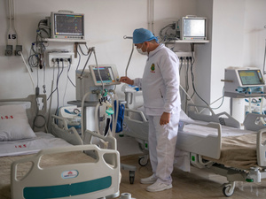 التهراوي يطلق لجاناً ميدانية لمواكبة المستشفيات العمومية ودعم جودة الخدمات الصحية التهراوي يطلق لجاناً ميدانية لمواكبة المستشفيات العمومية ودعم جودة الخدمات الصحية