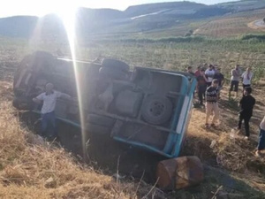 الحافلات المهترئة في الجزائر… “توابيت على عجلات” تزرع الرعب في الشوارع الحافلات المهترئة في الجزائر… “توابيت على عجلات” تزرع الرعب في الشوارع