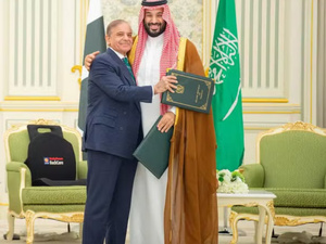 السعودية وباكستان يعيدان رسم الخريطة الاستراتيجية السعودية وباكستان يعيدان رسم الخريطة الاستراتيجية