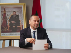 وزارة الصحة تلزم مهنييها بالانضباط في العمل والتقيد بالقوانين المهنية