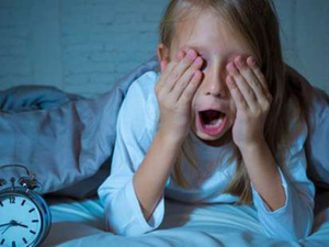 كيف يصنع الروتين المسائي المتوازن ذكريات سعيدة للعائلات المشغولة كيف يصنع الروتين المسائي المتوازن ذكريات سعيدة للعائلات المشغولة