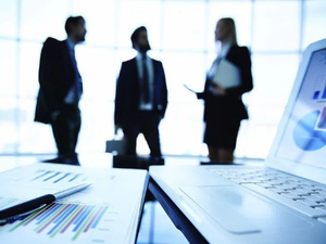 الخارجية الأمريكية: المغرب منصة إقليمية للأعمال والصناعة ووجهة واعدة للاستثمار العالمي الخارجية الأمريكية: المغرب منصة إقليمية للأعمال والصناعة ووجهة واعدة للاستثمار العالمي