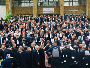 المكتب المحلي للمحامين الشباب يدعو إلى الاستماع لمطالب الشباب لتفادي الاحتقان الاجتماعي المكتب المحلي للمحامين الشباب يدعو إلى الاستماع لمطالب الشباب لتفادي الاحتقان الاجتماعي