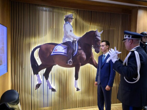 ولي العهد مولاي الحسن يفتتح الدورة الـ16 لمعرض الفرس بالجديدة ولي العهد مولاي الحسن يفتتح الدورة الـ16 لمعرض الفرس بالجديدة