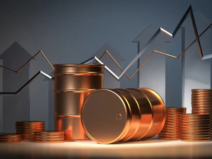 النفط يتعافى بعد ثلاثة أيام من الخسائر.. وتوقعات بزيادة إنتاج “أوبك+” تحد من المكاسب النفط يتعافى بعد ثلاثة أيام من الخسائر.. وتوقعات بزيادة إنتاج “أوبك+” تحد من المكاسب