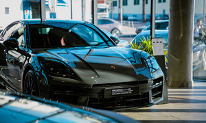 Exclusive Manufaktur: بورش المغرب كتبيّن قوة التخصيص فشوروم مؤقّت فكازا Exclusive Manufaktur: بورش المغرب كتبيّن قوة التخصيص فشوروم مؤقّت فكازا