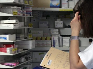 قطاع الأدوية يستهلك 25% من ميزانية الصحة وسط اختلالات في التسيير قطاع الأدوية يستهلك 25% من ميزانية الصحة وسط اختلالات في التسيير