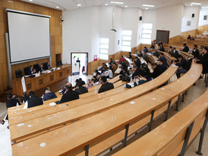 رغم التعديلات الوزارية، كليات الاستقطاب المفتوح تصر على الاختبارات الكتابية والشفوية لولوج الماستر رغم التعديلات الوزارية، كليات الاستقطاب المفتوح تصر على الاختبارات الكتابية والشفوية لولوج الماستر