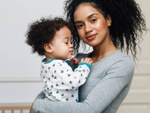 كيف غيرت أمهات جيل Z مفهوم الأمومة التقليدية؟ كيف غيرت أمهات جيل Z مفهوم الأمومة التقليدية؟