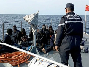 البحرية الملكية تنقذ 57 مهاجراً غير شرعيا كانوا عالقين قبالة سواحل طانطان