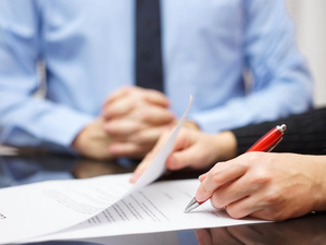 مشروع قانون المالية 2026 يُحدث 36.895 منصباً مالياً لتعزيز الخدمات العمومية مشروع قانون المالية 2026 يُحدث 36.895 منصباً مالياً لتعزيز الخدمات العمومية