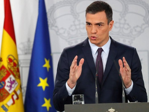 سانشيز: مدريد تسعى لإنهاء نظام تغيير الساعة نهائياً لعدم جدواه الصحية والاقتصادية سانشيز: مدريد تسعى لإنهاء نظام تغيير الساعة نهائياً لعدم جدواه الصحية والاقتصادية