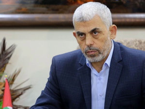 وزيرة المواصلات الإسرائيلية تقترح حرق جثمان يحيى السنوار: “لا يجب أن يُدفن” وزيرة المواصلات الإسرائيلية تقترح حرق جثمان يحيى السنوار: “لا يجب أن يُدفن”