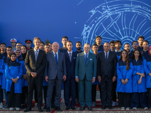 موقع فرنسي: المغرب يعيش تحولاً شاملاً ويترسخ كقطب اقتصادي إفريقي صاعد موقع فرنسي: المغرب يعيش تحولاً شاملاً ويترسخ كقطب اقتصادي إفريقي صاعد