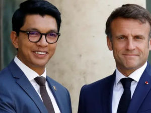 مدغشقر تسحب الجنسية من الرئيس السابق أندري راجويلينا بعد عزله