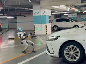 روبوت صيني يجر سيارة بوزن 1.4 طن... إنجاز يفتح آفاقًا جديدة للذكاء الاصطناعي