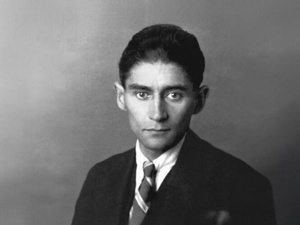 مصطفى الحسناوي يتأمّل عوالم كافكا.. أشهر أدباء القرن العشرين مصطفى الحسناوي يتأمّل عوالم كافكا.. أشهر أدباء القرن العشرين