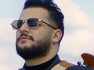 عثمان بلبل يطلق أغنيته الجديدة “مجنون” بتوقيع فني مميز عثمان بلبل يطلق أغنيته الجديدة “مجنون” بتوقيع فني مميز