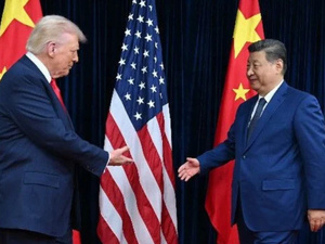 ترامب يخفّض الرسوم الجمركية على الصين بعد قمة ناجحة مع شي جين بينج