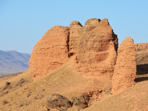 تحذيرات من تهديد مواقع النقوش الصخرية والقبور الجنائزية بالمغرب بسبب الاستغلال التجاري تحذيرات من تهديد مواقع النقوش الصخرية والقبور الجنائزية بالمغرب بسبب الاستغلال التجاري