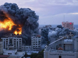 تصعيد جديد في غزة وسط اتهامات أمريكية لحماس ونشاط عسكري مكثف للجيش الإسرائيلي تصعيد جديد في غزة وسط اتهامات أمريكية لحماس ونشاط عسكري مكثف للجيش الإسرائيلي