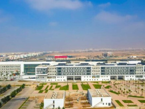 المركز الاستشفائي الجامعي محمد السادس بأكادير.. صرح طبي وأكاديمي رائد يعزز المنظومة الصحية بجهة سوس-ماسة المركز الاستشفائي الجامعي محمد السادس بأكادير.. صرح طبي وأكاديمي رائد يعزز المنظومة الصحية بجهة سوس-ماسة