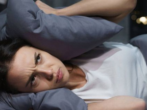 الأرق: أسباب شائعة وحلول لتحسين النوم الأرق: أسباب شائعة وحلول لتحسين النوم