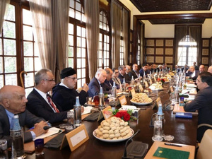 الملك محمد السادس يوجه إشراك الأحزاب السياسية في تحيين مخطط الحكم الذاتي للأقاليم الجنوبية