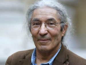 الرئيس الجزائري يوافق على عفو إنساني لنقل الكاتب بوعلام صنصال إلى ألمانيا لتلقي العلاج الرئيس الجزائري يوافق على عفو إنساني لنقل الكاتب بوعلام صنصال إلى ألمانيا لتلقي العلاج