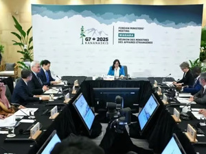 وزراء خارجية مجموعة السبع يدعون إلى وقف عاجل ودائم لإطلاق النار في السودان وزراء خارجية مجموعة السبع يدعون إلى وقف عاجل ودائم لإطلاق النار في السودان