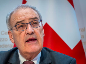 زيارة مفاجئة لغوي بارميلين إلى واشنطن: نحو اتفاق تجاري مع الولايات المتحدة زيارة مفاجئة لغوي بارميلين إلى واشنطن: نحو اتفاق تجاري مع الولايات المتحدة