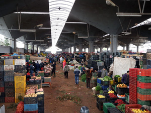 أسواق الجملة بالمغرب تحافظ على استقرار التزويد بالمنتجات الفلاحية رغم المنخفضات الجوية أسواق الجملة بالمغرب تحافظ على استقرار التزويد بالمنتجات الفلاحية رغم المنخفضات الجوية