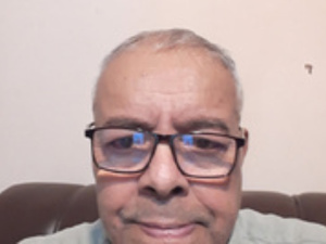 والعود للذكرى أحمد