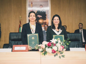 الداخلة تتجه نحو الابتكار المستدام: توقيع اتفاقيات في الذكاء الاصطناعي والطاقة المتجددة الداخلة تتجه نحو الابتكار المستدام: توقيع اتفاقيات في الذكاء الاصطناعي والطاقة المتجددة