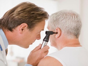 مرضى السكري من النوع الثاني أكثر عرضة لفقدان السمع: دراسة تحذر من مضاعفات صامتة